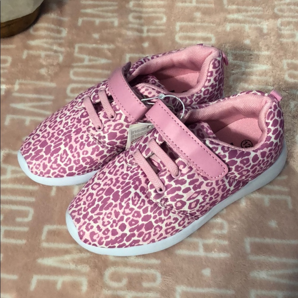 Pink leopard girl shoes